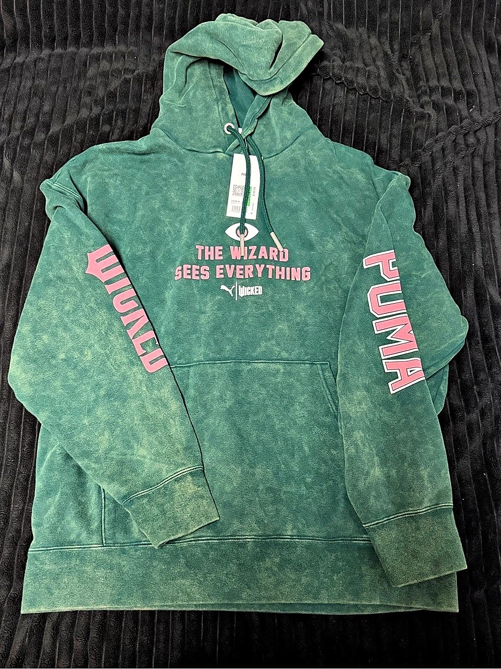 Puma The Wizard Sees Everything Hoodie Green & Pink